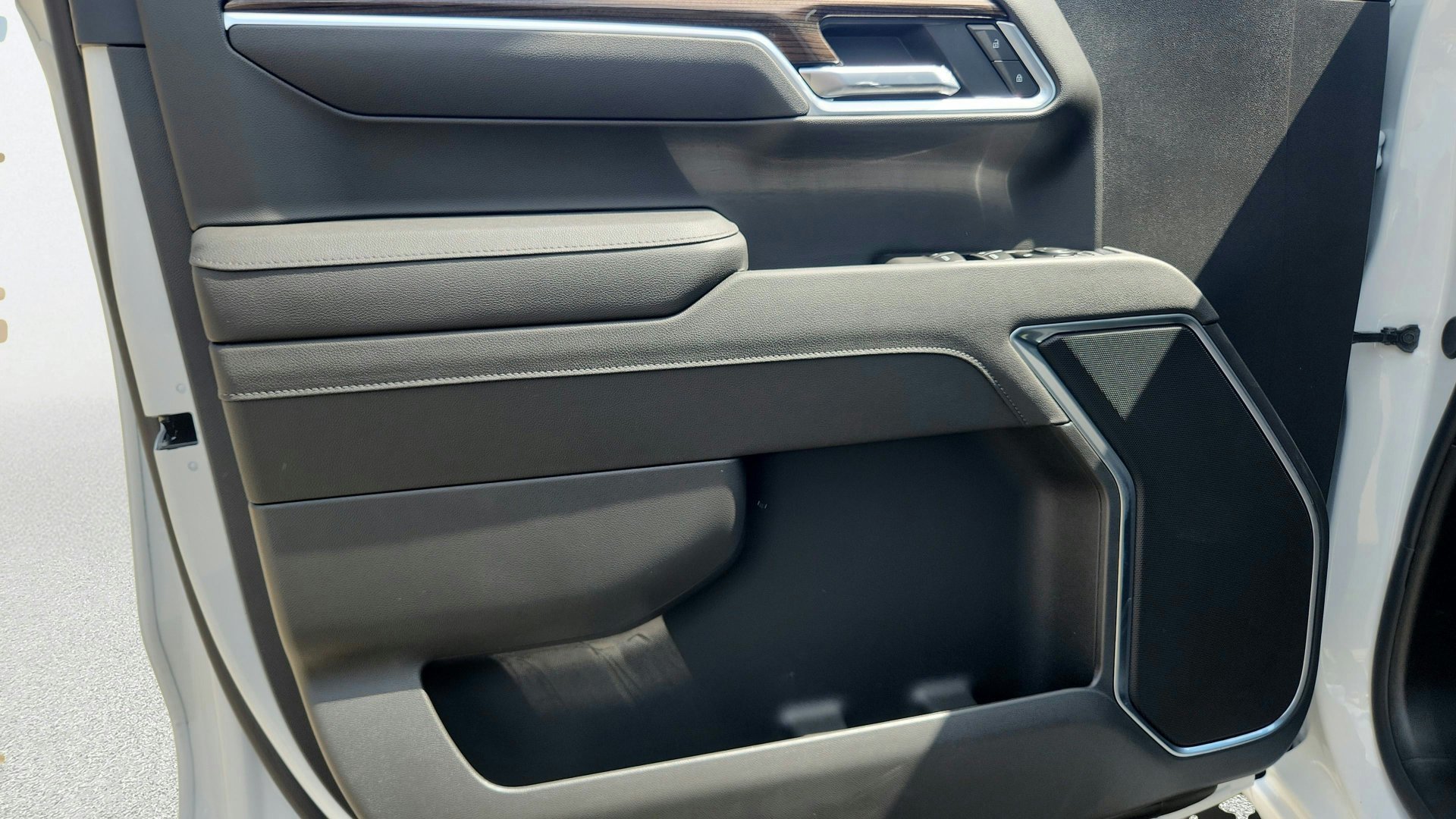 2026 Chevrolet Silverado 1500 LT - Photo 24