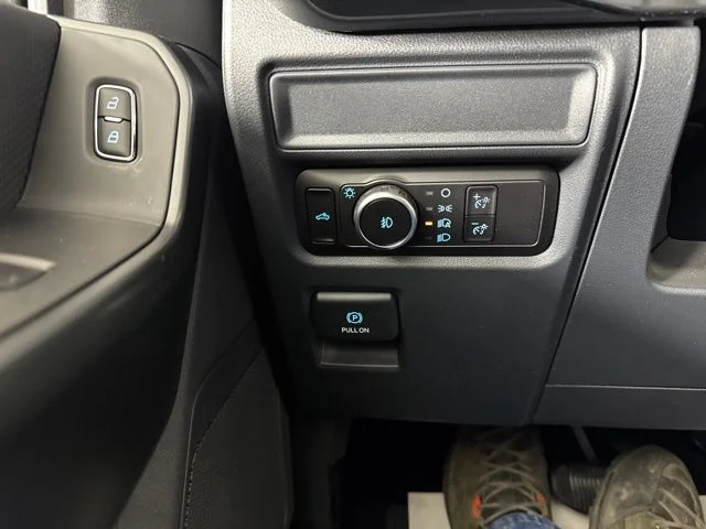 New 2026 Oxford White Ford STX image 15