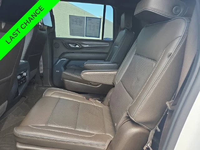 Used 2021 White GMC Denali image 31