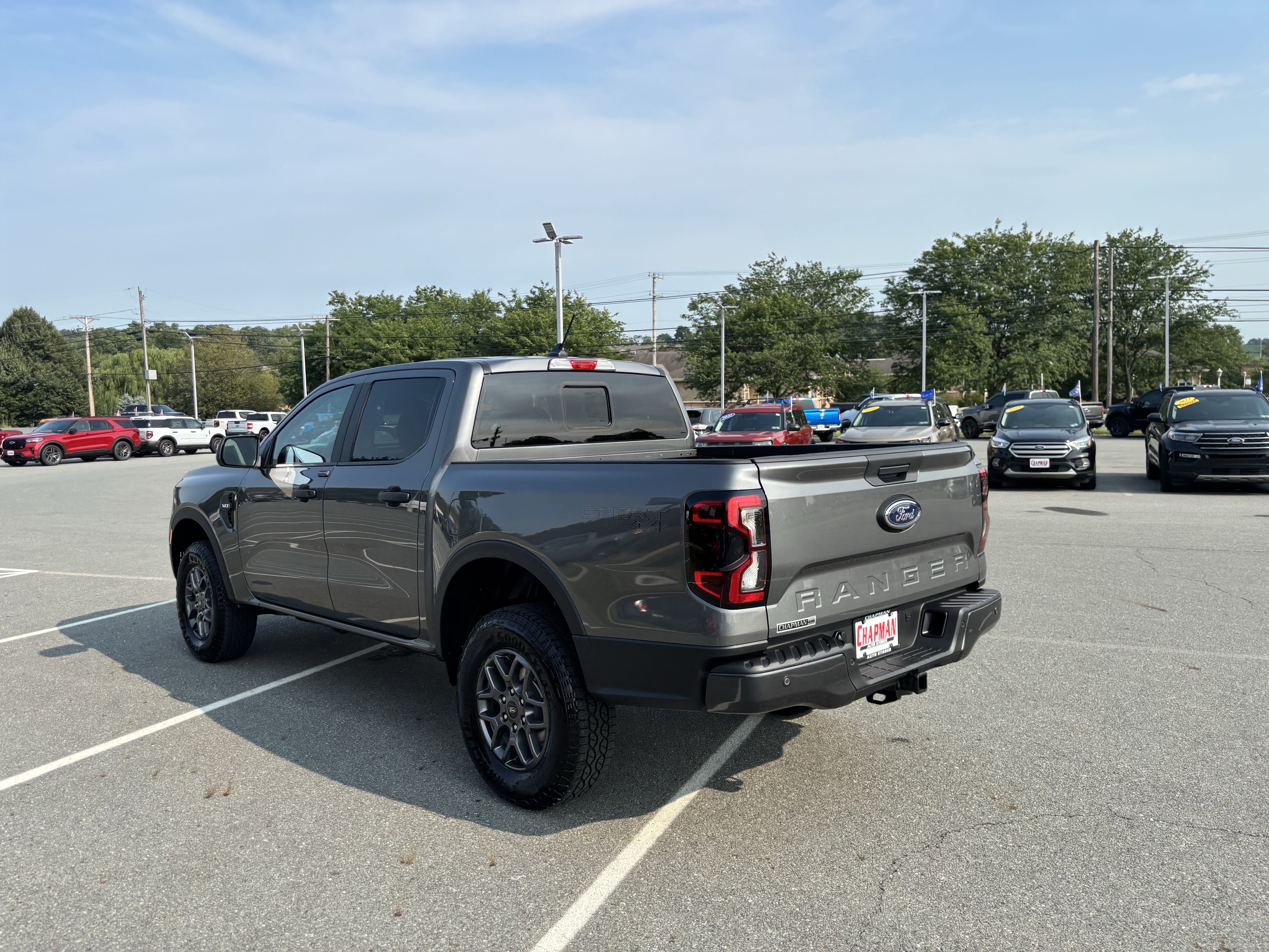 New 2026 Carbonized Gray Metallic Ford XLT image 5