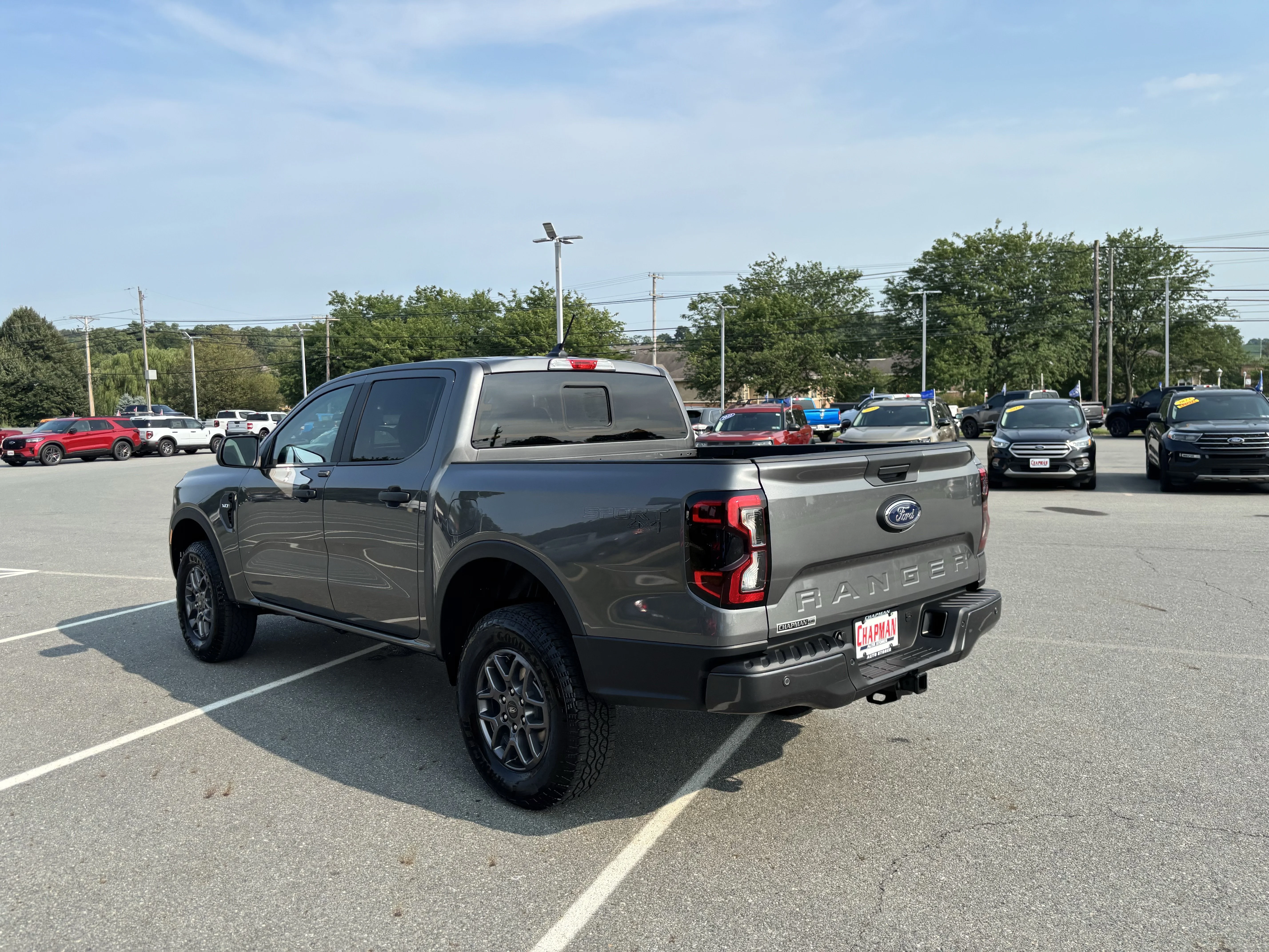 New 2026 Carbonized Gray Metallic Ford XLT image 5