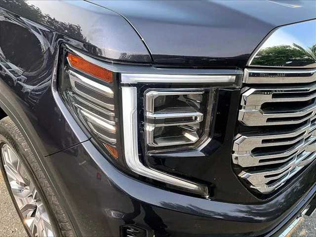 Used 2024 Silver GMC Denali image 32