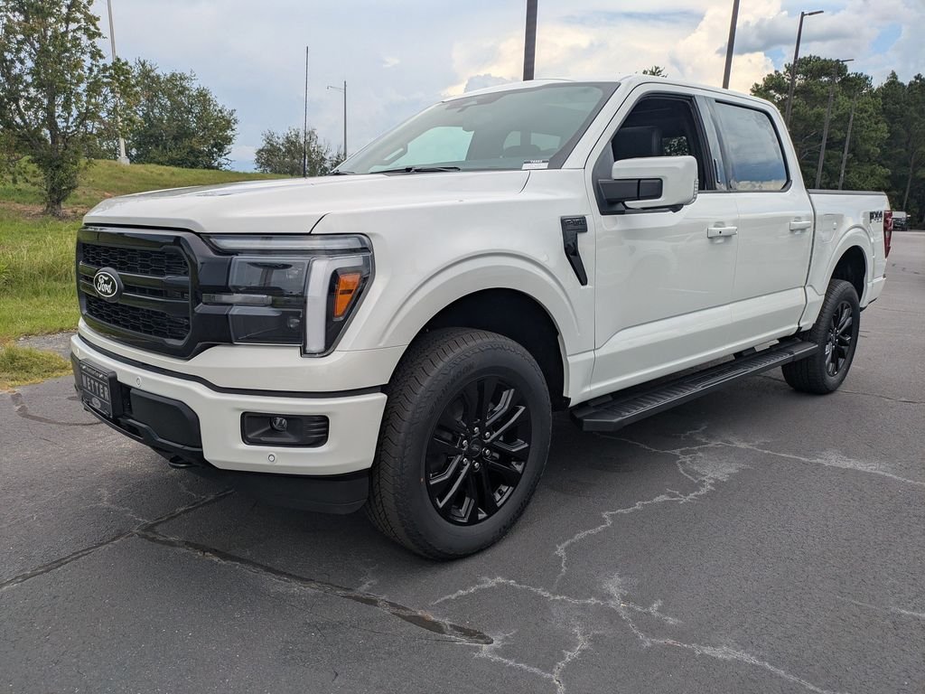 New 2026 Star White Metallic Tri-Coat Ford Lariat® image 30