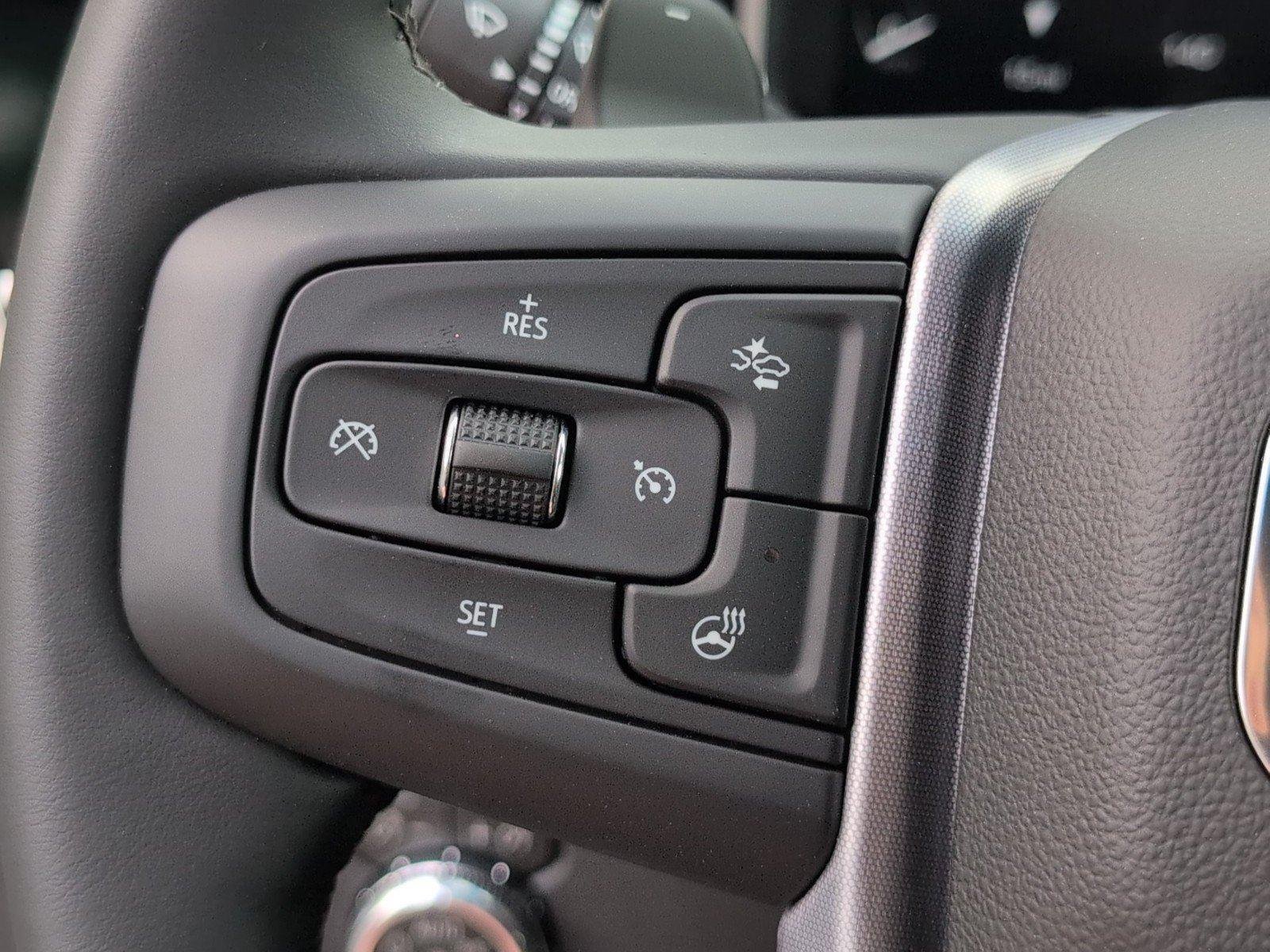 New 2026 Onyx Black GMC Elevation image 30