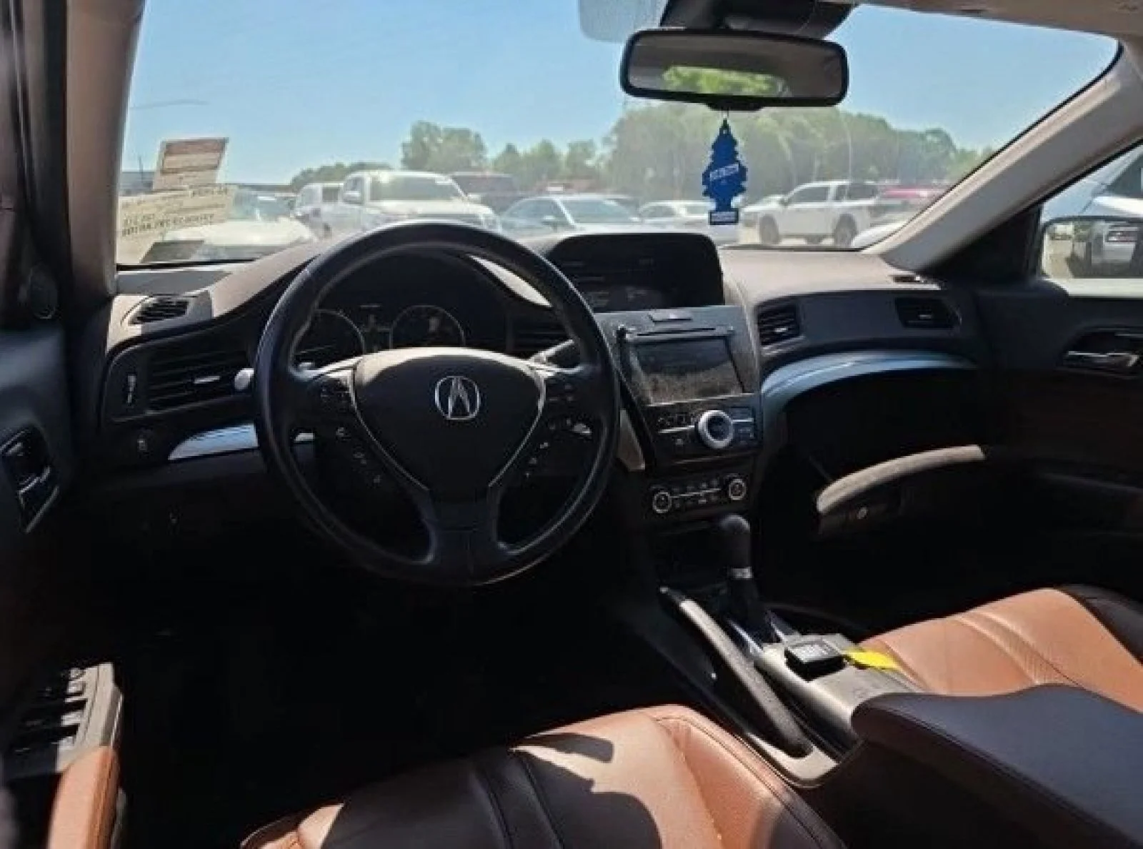 Used 2020 Platinum White Pearl Acura w/Premium Pkg image 9