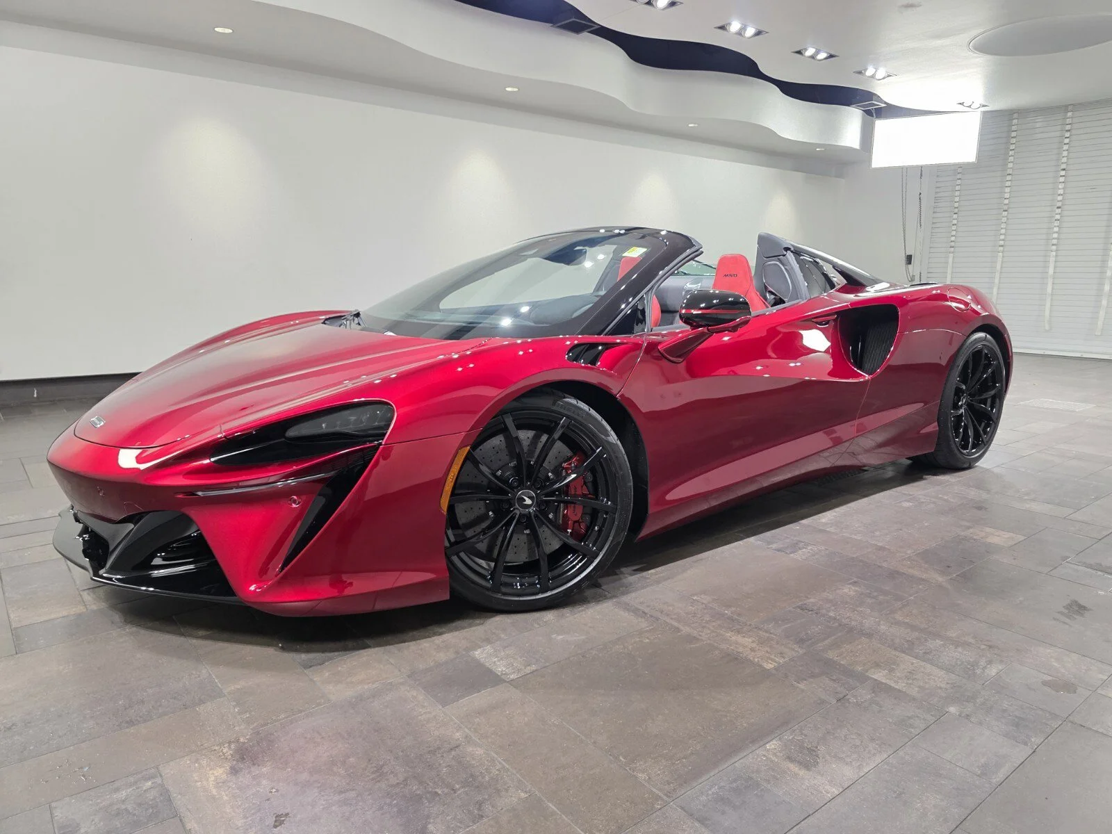 2026 McLaren Artura