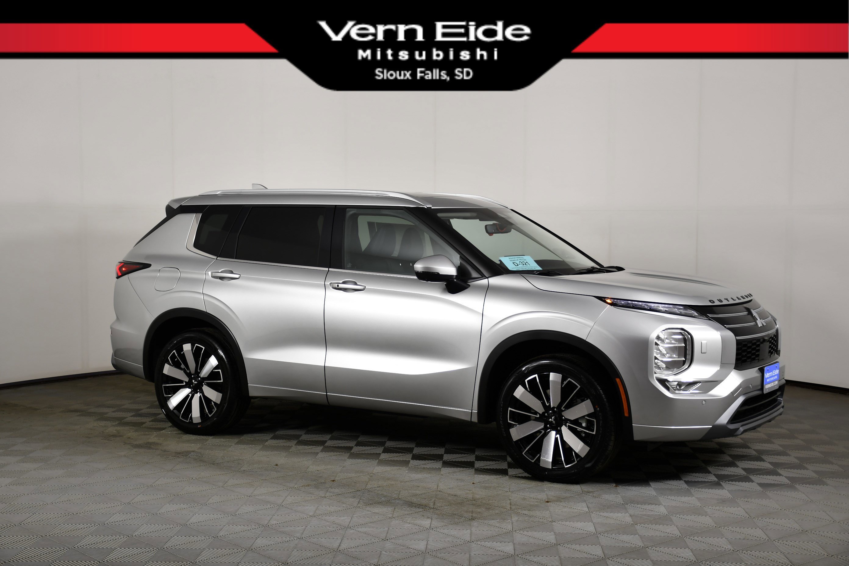 2026 Mitsubishi Outlander SEL S-AWC's photo