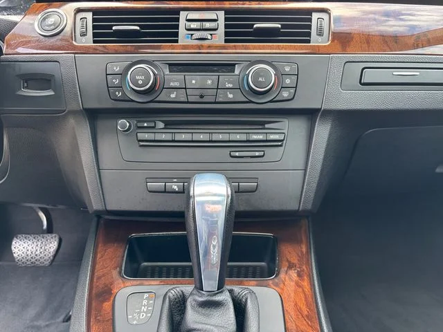 Used 2012 Vermillion Red BMW 335i image 11