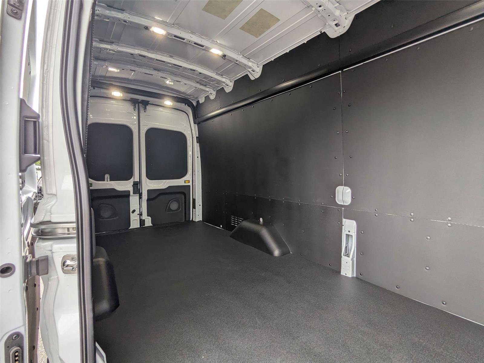 New 2026 Oxford White Ford Cargo Van image 22