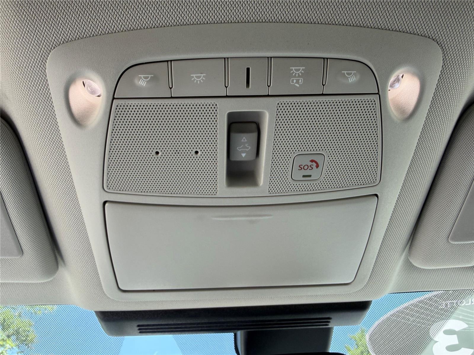 Used 2023 Grand Blue INFINITI LUXE image 16