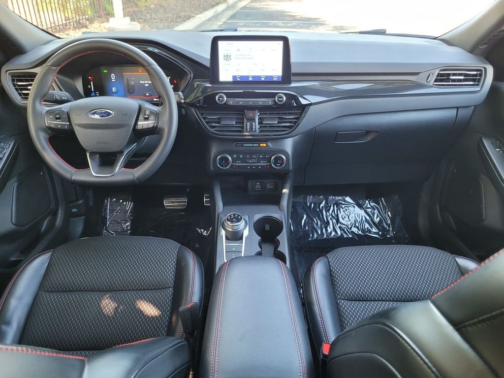 Used 2024 Silver Ford ST-Line Select image 16