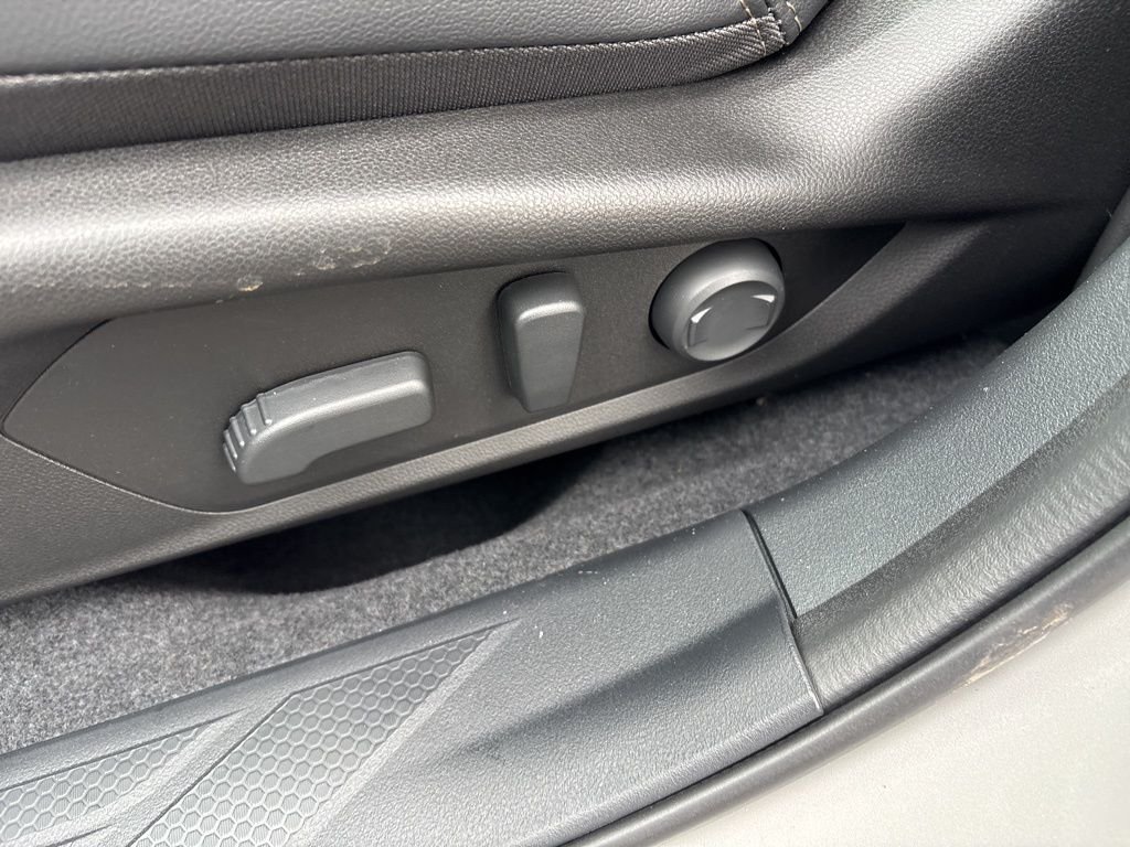 2026 Subaru Outback Limited - Photo 21