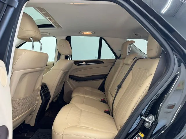 Used 2018 Black Mercedes-Benz GLE 350 image 19