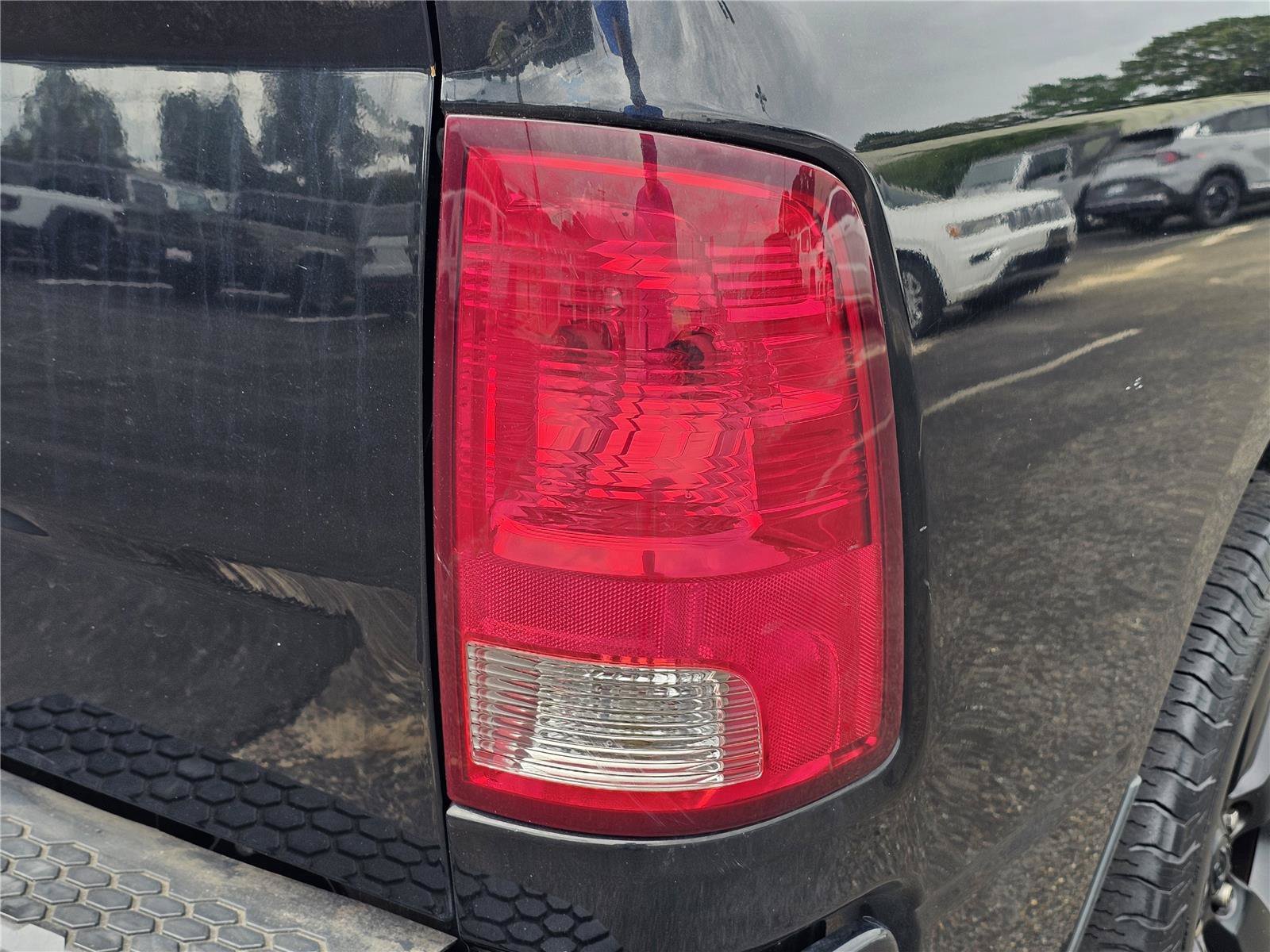 Used 2018 Black Clearcoat Ram Lone Star image 41