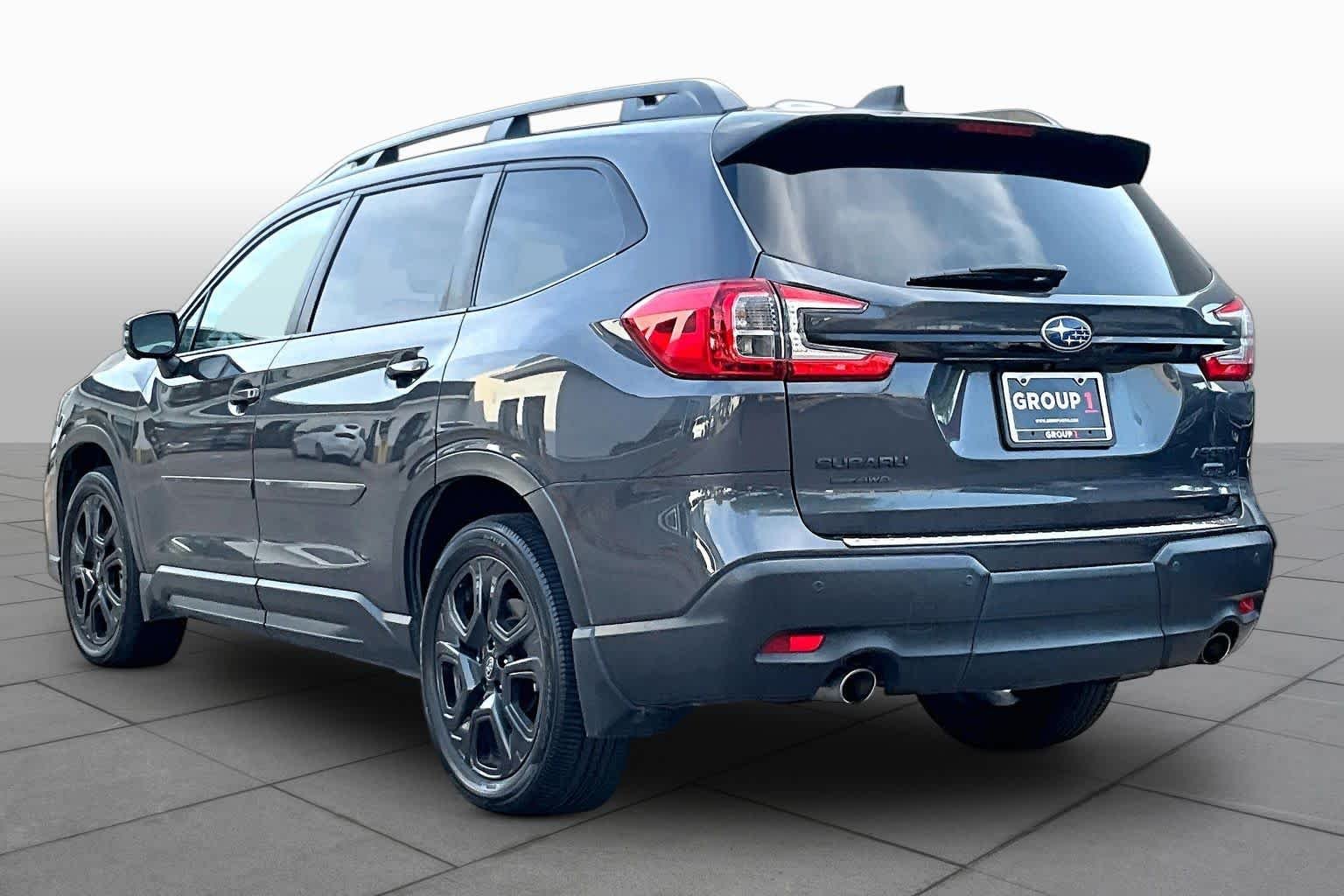 Used 2023 Magnetite Gray Metallic Subaru Onyx Edition Limited image 12