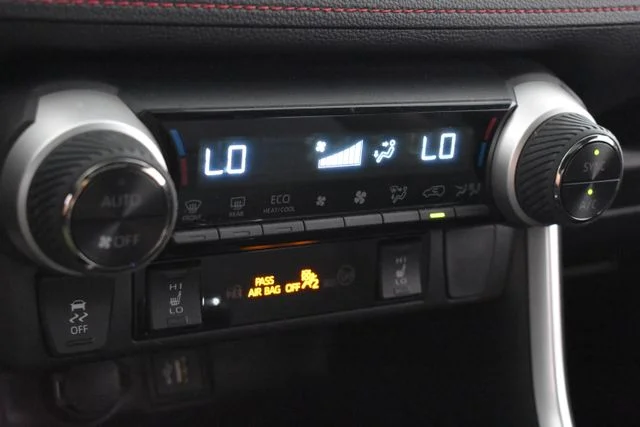 Used 2024  Toyota SE image 29