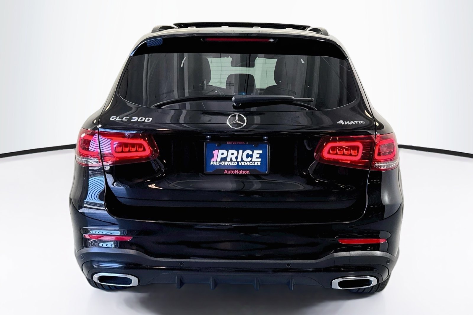 Certified Used 2022 Black Mercedes-Benz GLC 300 image 6