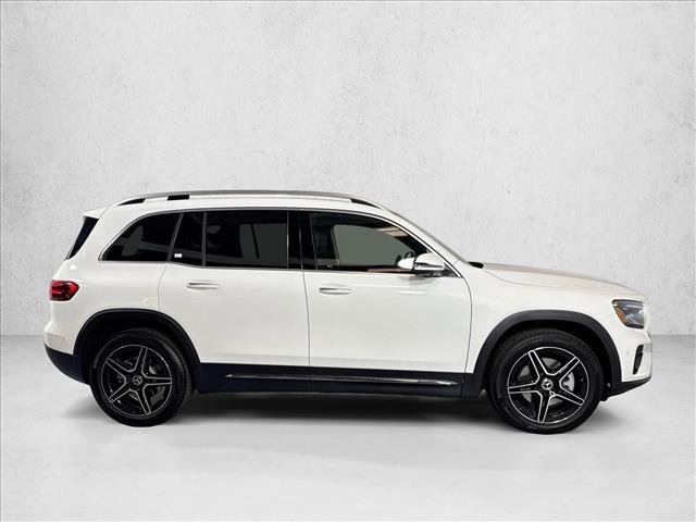 New 2026 Polar White Mercedes-Benz GLB 250 image 34