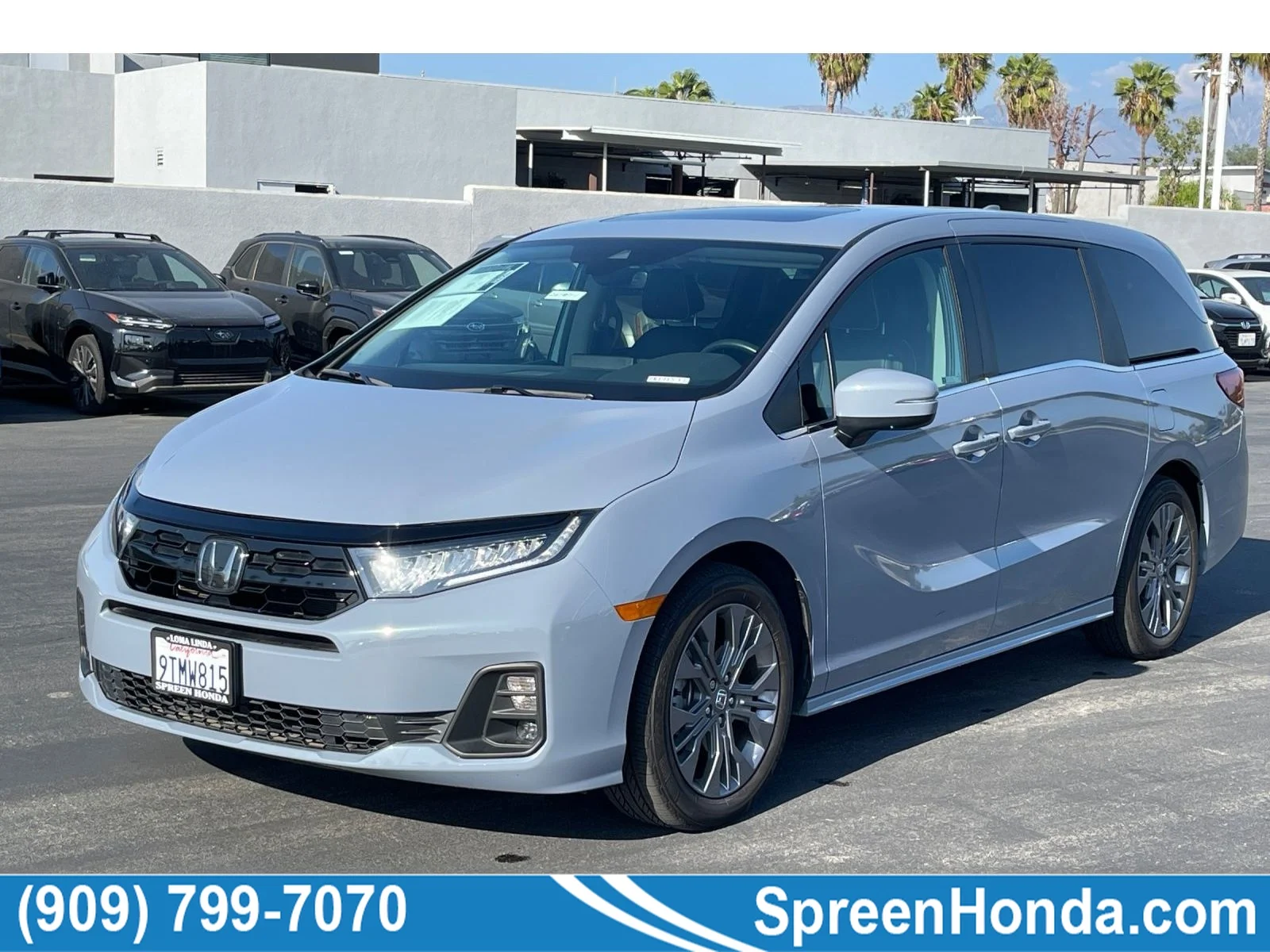 Used 2025 SONIC GRAY PEARL Honda Touring image 1