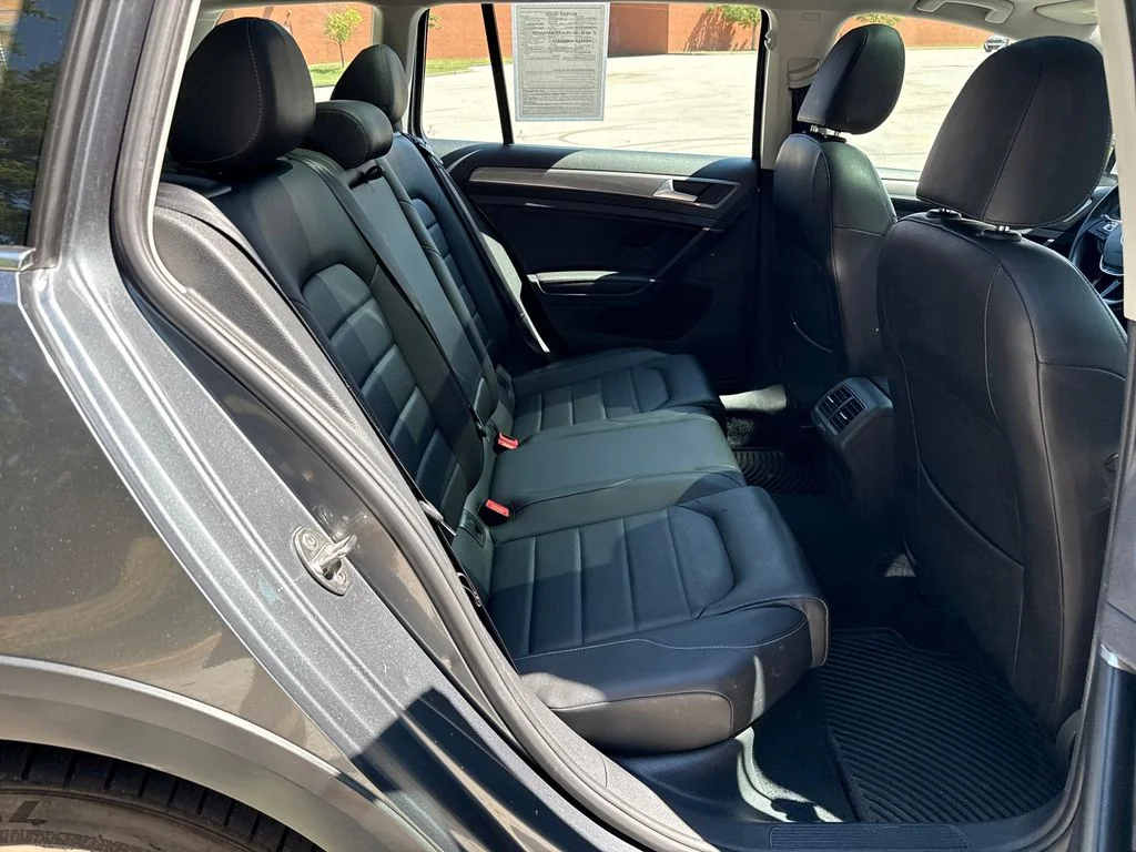 Used 2018  Volkswagen TSI SE image 26