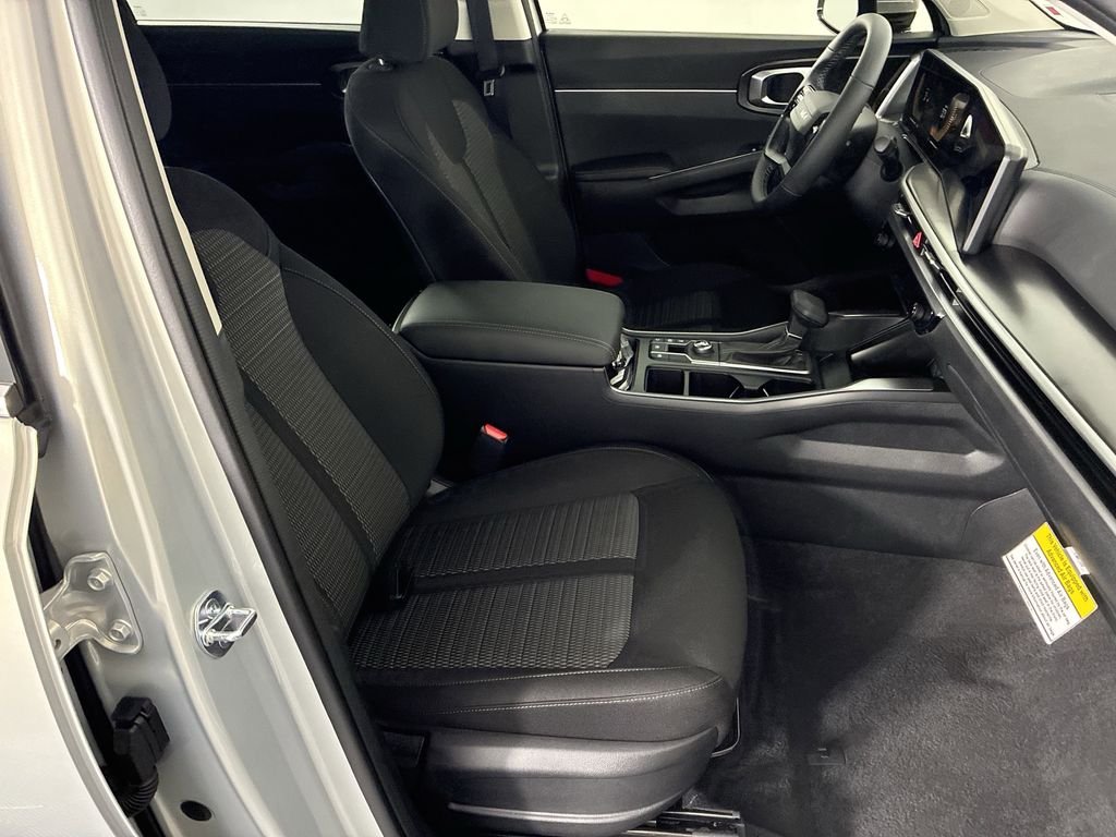 New 2026 Ivory Silver Kia LX image 34