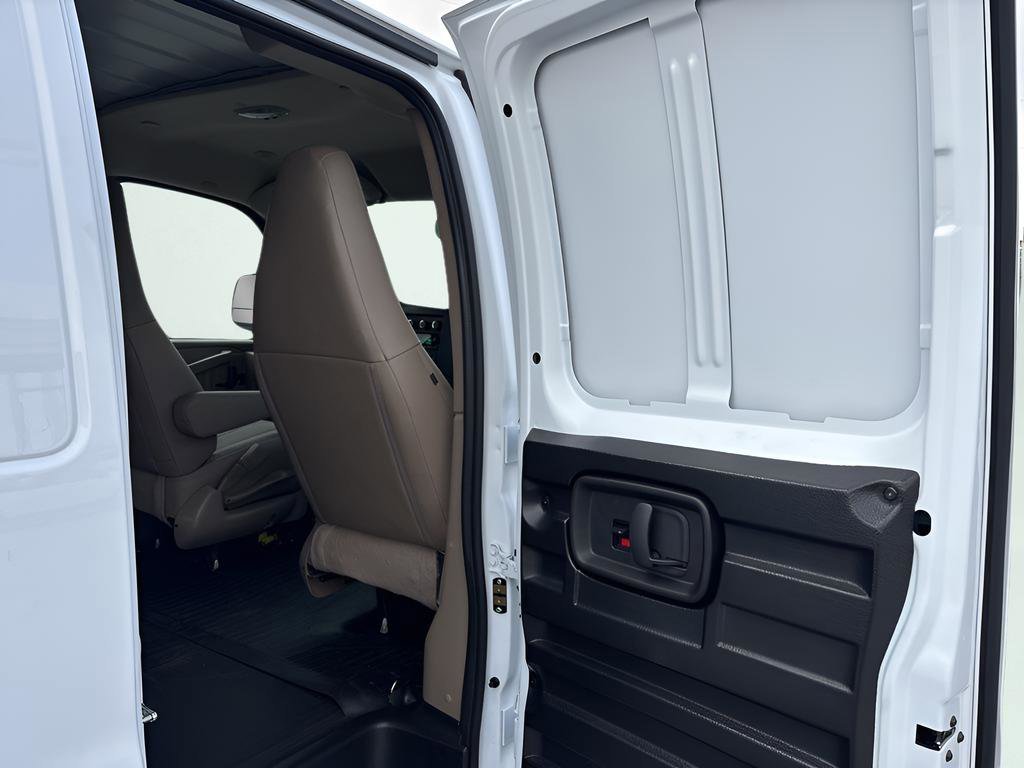2025 Chevrolet Express Cargo Work Van - Photo 11