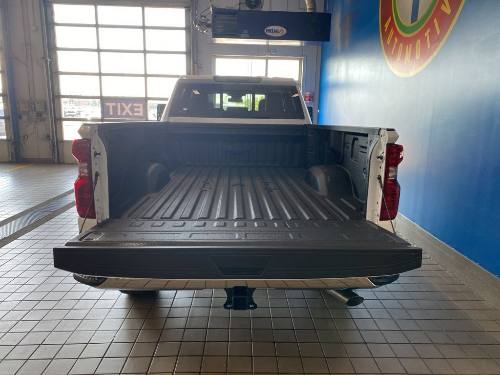 2026 Chevrolet Silverado 3500HD LT - Photo 21