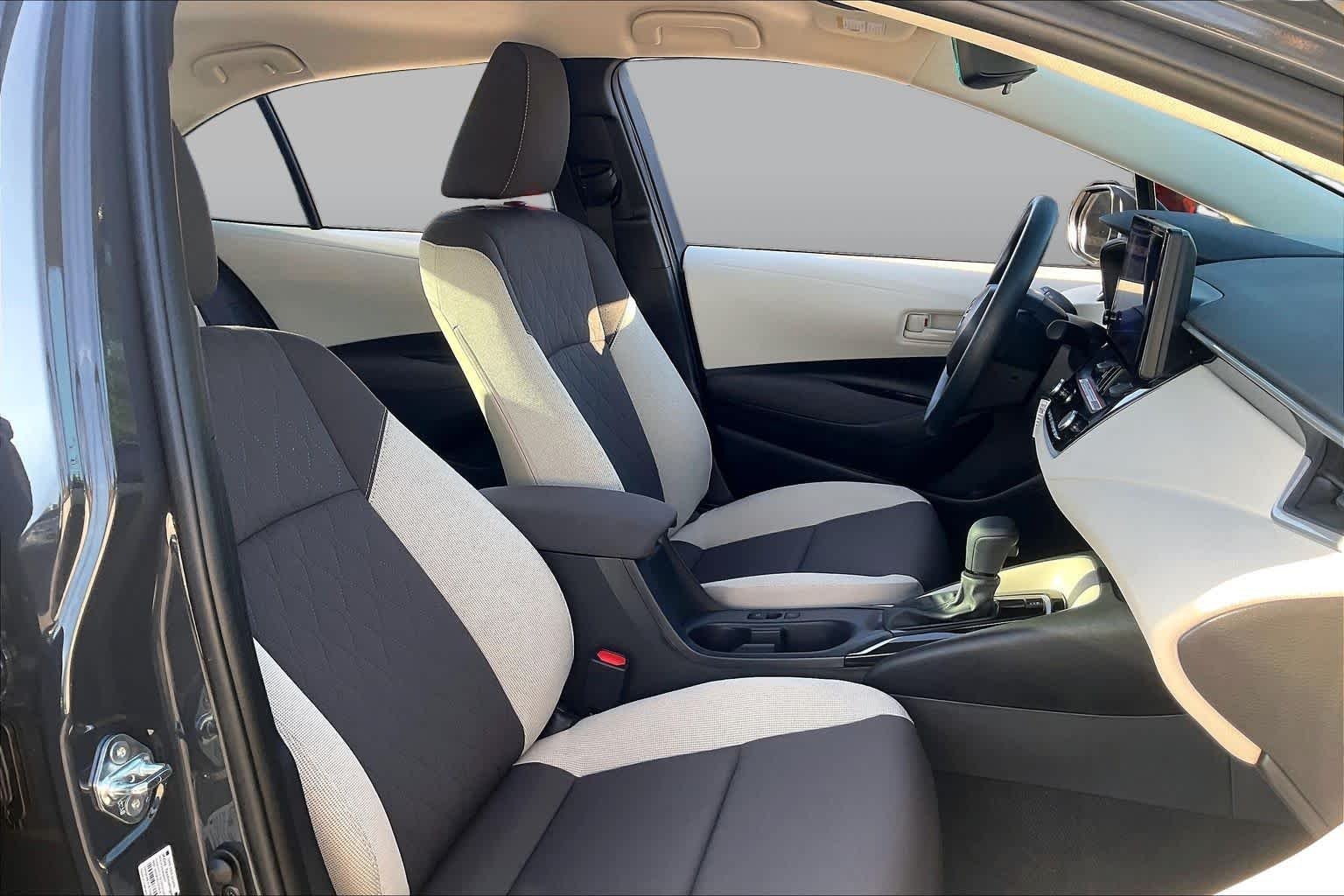 Used 2026 Underground Toyota LE image 9
