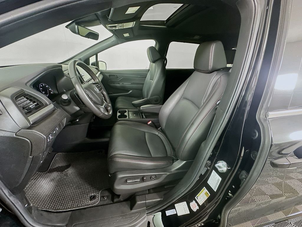 Used 2025 Crystal Black Pearl Honda Sport-L image 20