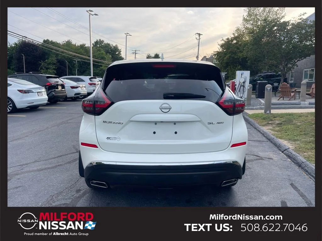 Certified Used 2024 White Nissan SL image 4