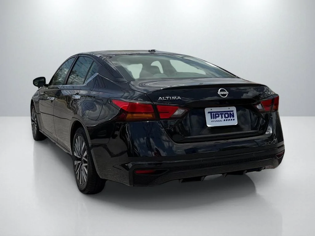 2023 Nissan Altima SV - Photo 7