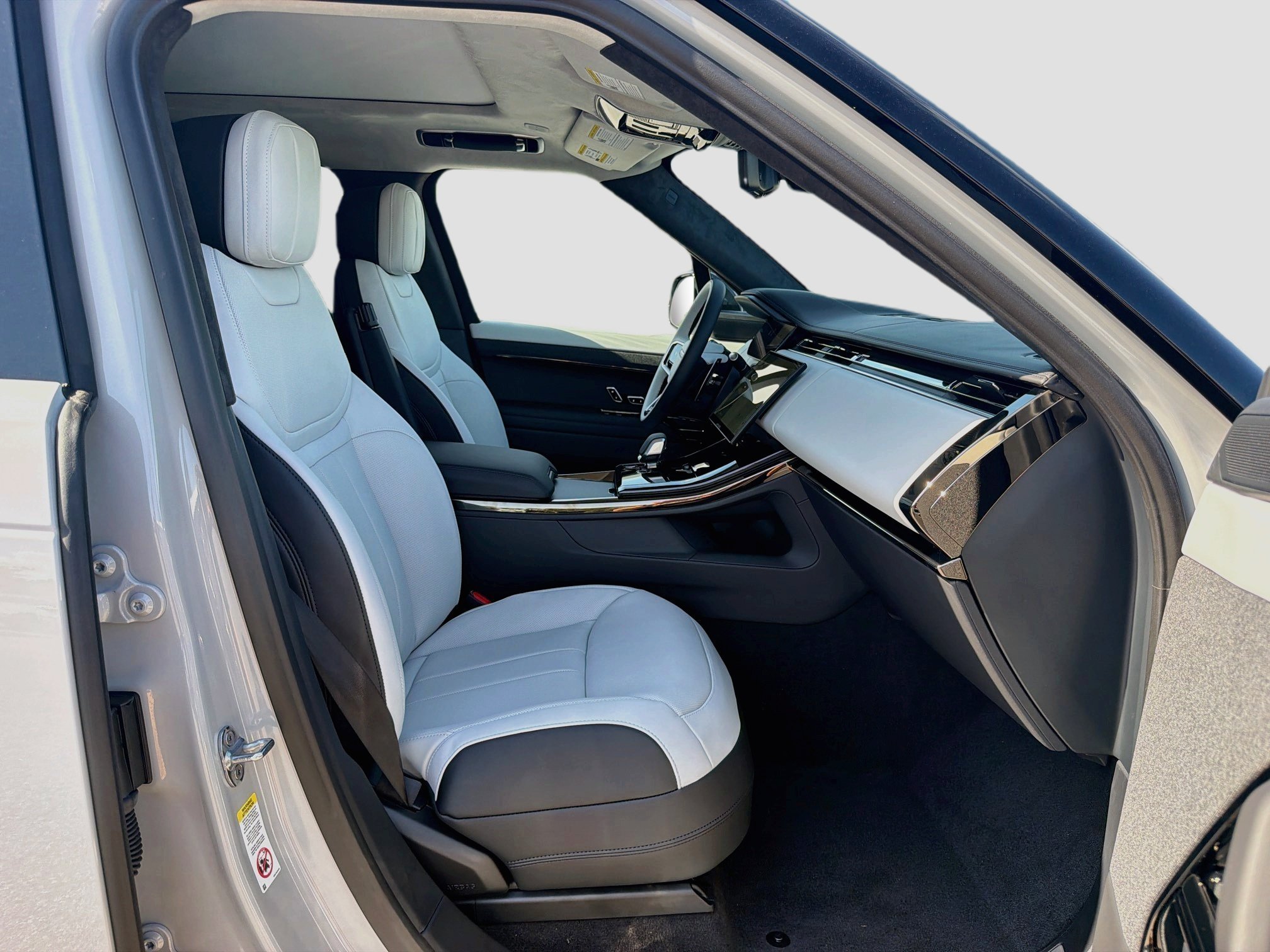 New 2026 Borasco Grey LAND ROVER Autobiography image 16