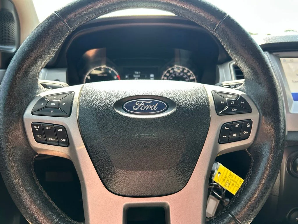 Used 2023 Gray Metallic Ford XLT image 17