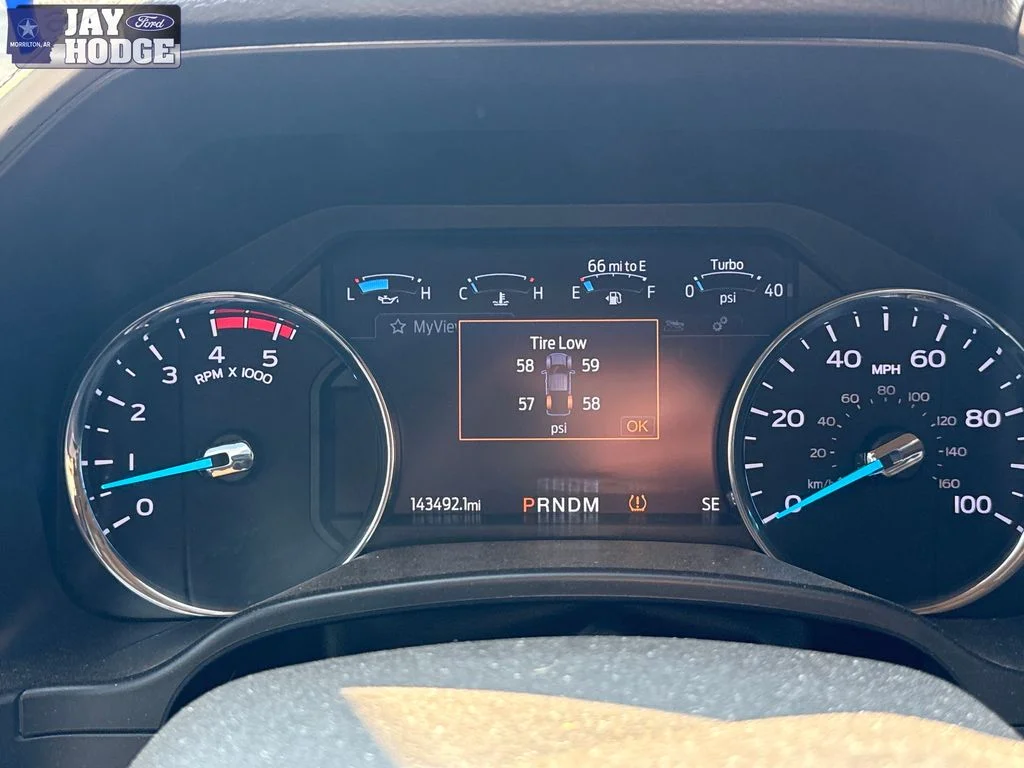 Used 2020 Oxford White Ford Lariat image 19