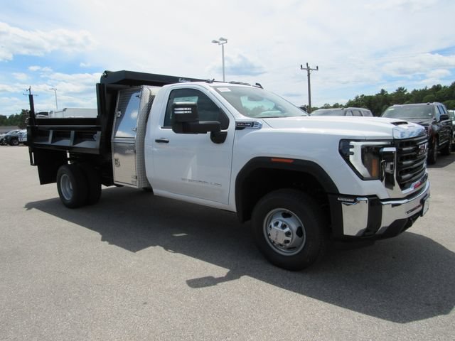New 2026 Summit White GMC Pro image 5