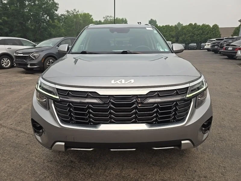 Used 2024 Gray Kia S image 2