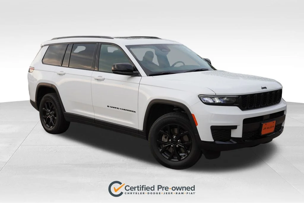 Certified Used 2024 Bright White Clearcoat Jeep Altitude X image 1