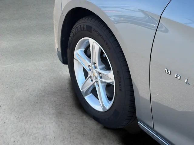Used 2024 Gray Chevrolet LT image 13