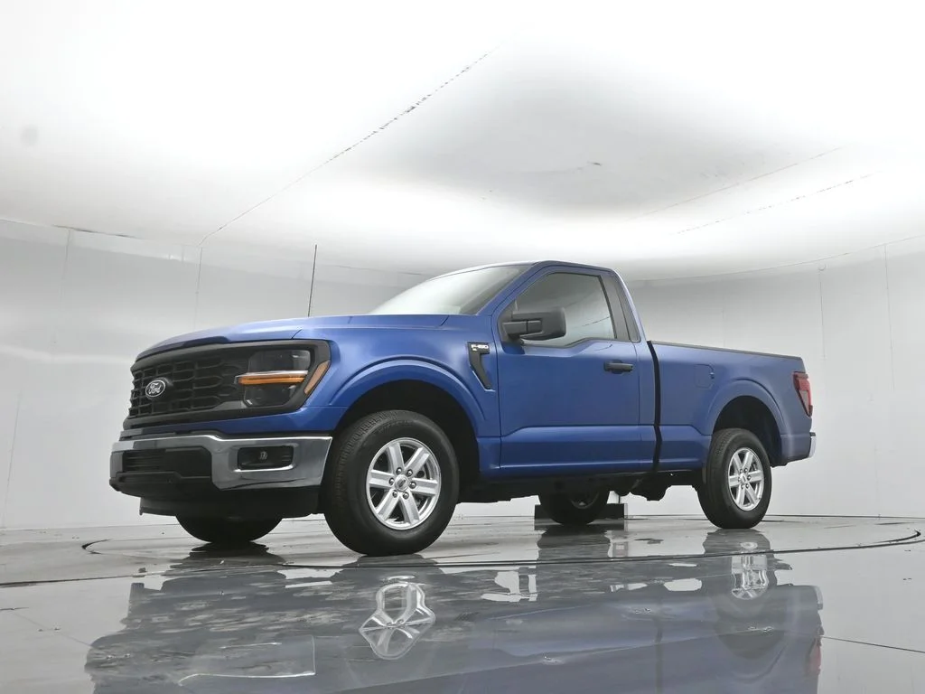 New 2026 Oxford White Ford XLT image 39