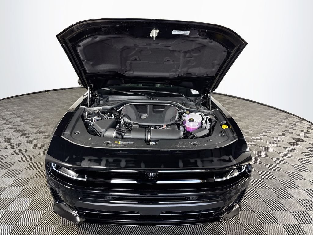 New 2026 Diamond Black Crystal Pearlcoat Dodge  image 20