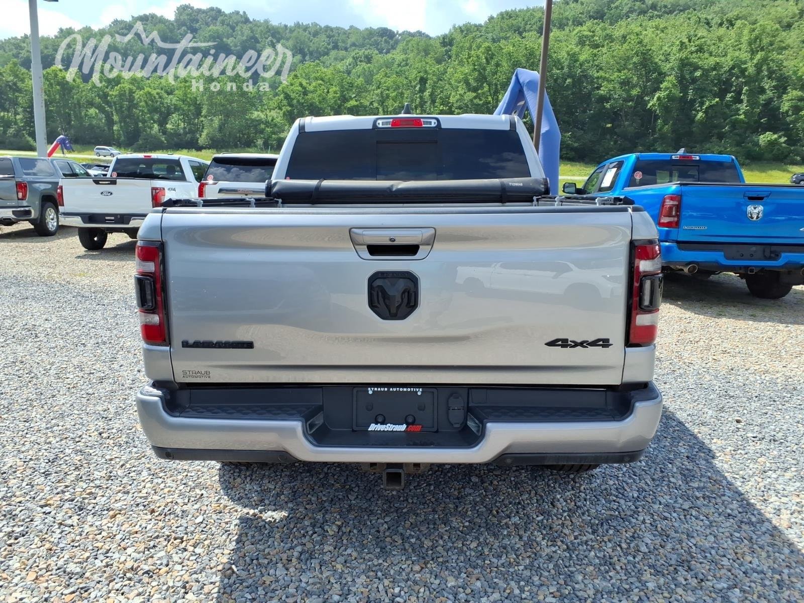 Used 2022 Billet Silver Metallic Clearcoat Ram Laramie image 6