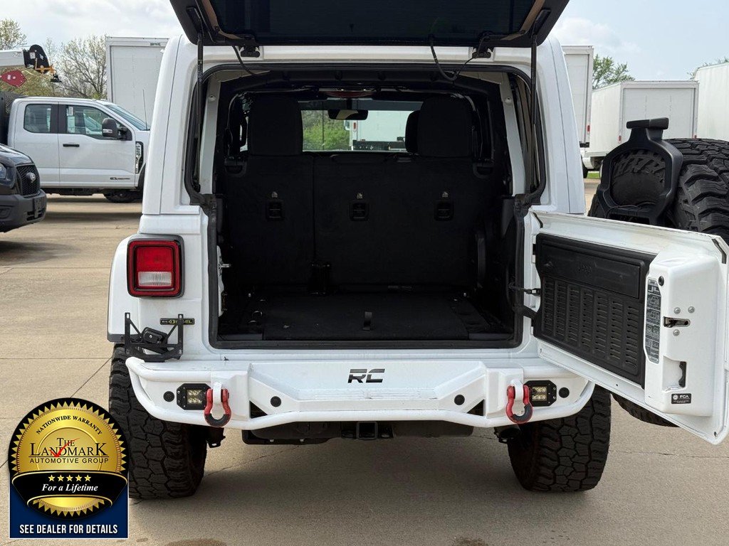 Used 2021 Bright White Clearcoat Jeep Unlimited Rubicon 4x4 image 18