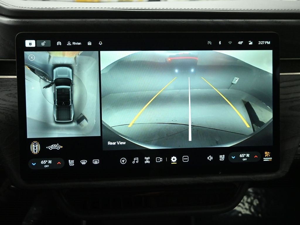 2022 RIVIAN R1T - Image 11