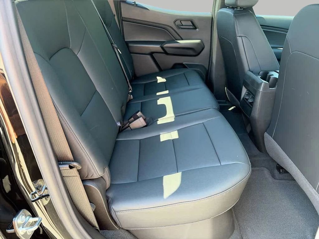 2026 Chevrolet Colorado Trail Boss - Photo 13