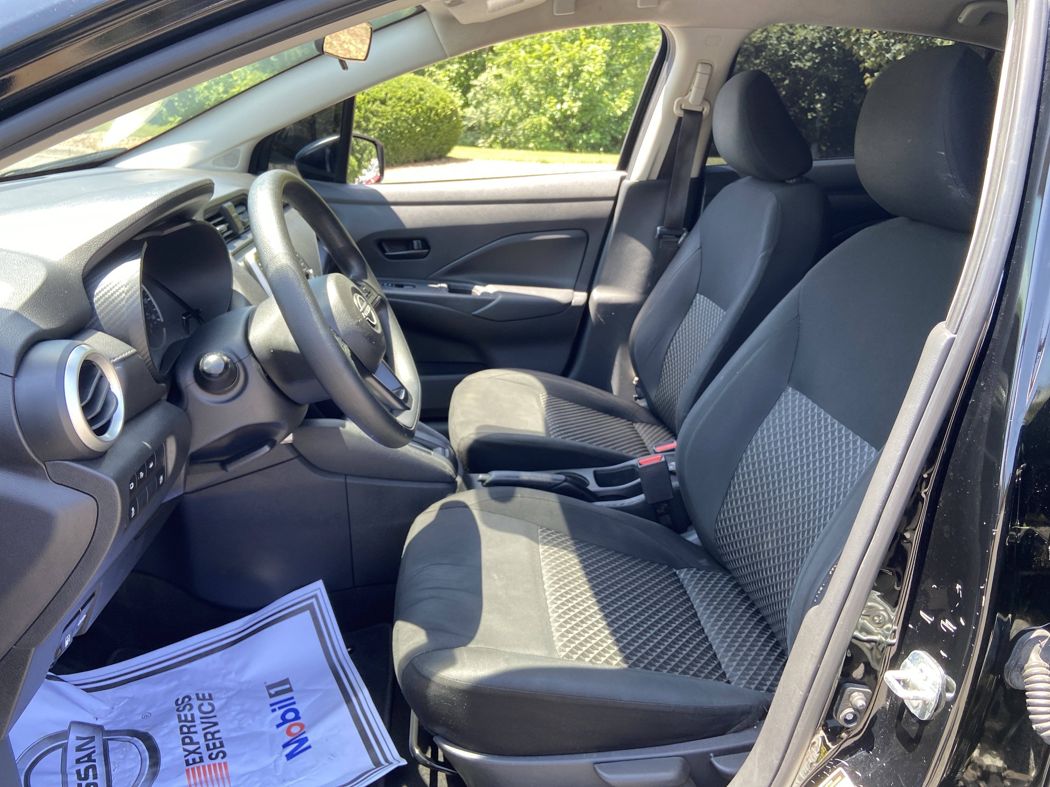 Used 2023 Super Black Nissan S image 11