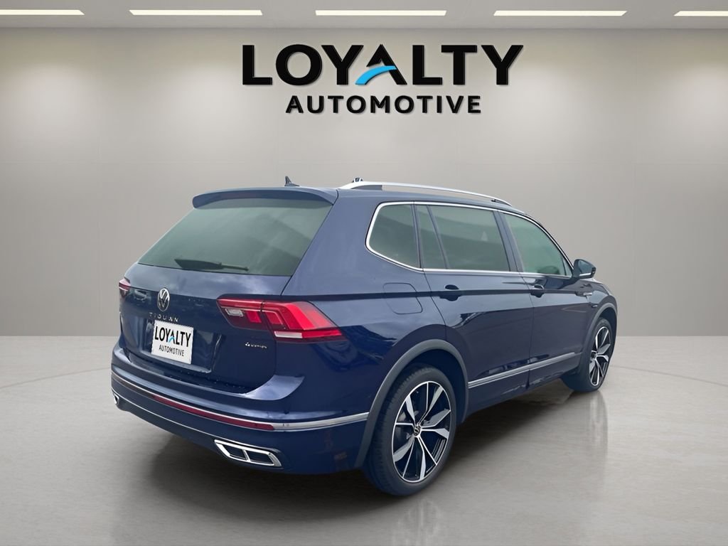 Used 2024 Blue Volkswagen 2.0T SEL R-Line image 5