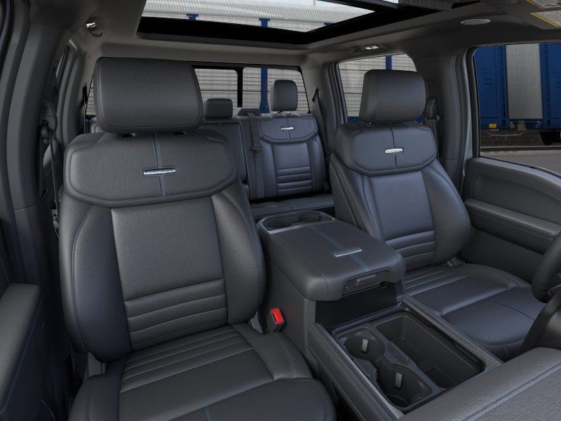 2026 Ford F-350 Super Duty Platinum - Photo 9