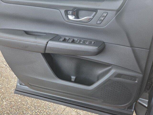 Used 2025 Meteorite Gray Metallic Honda SPORTL image 21