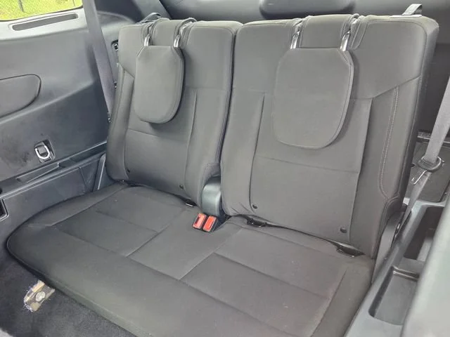 Used 2023 Silver Ford XLT image 9