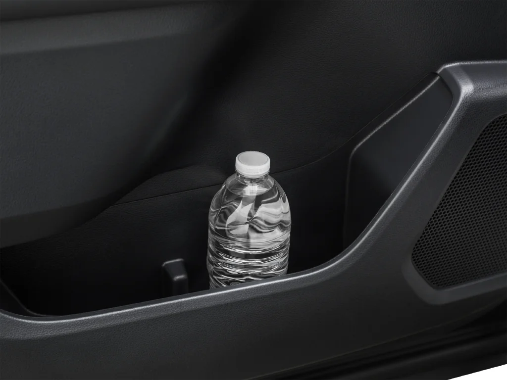 Used 2020 White Toyota XLE image 46
